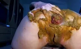 Dildoing tight ass