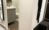 She's hot and pooping