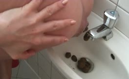 Shitting in the sink